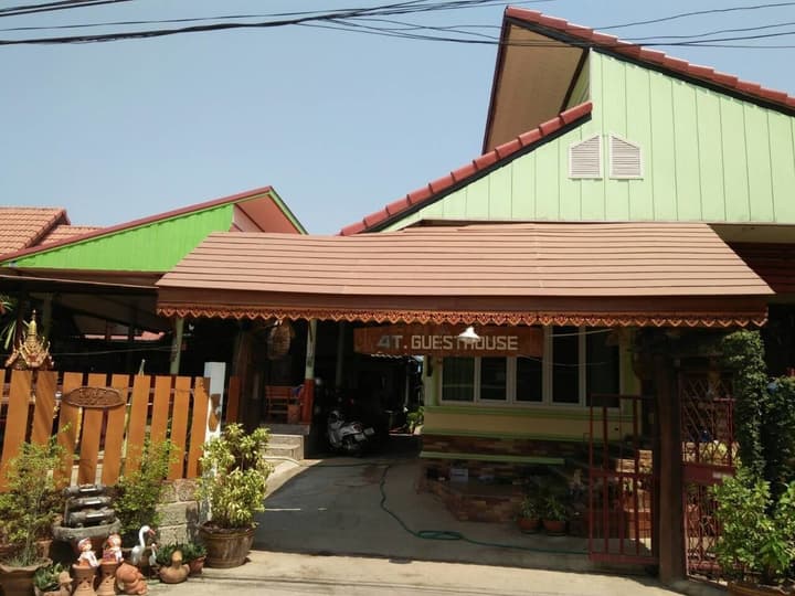 4T Guesthouse