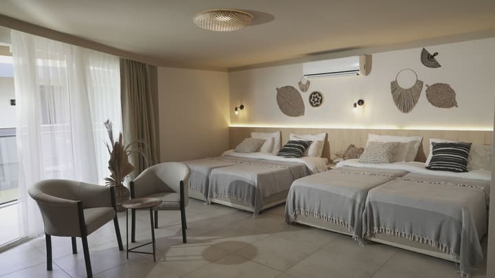 Sun Hotel by En Vie Beach - Adults Only