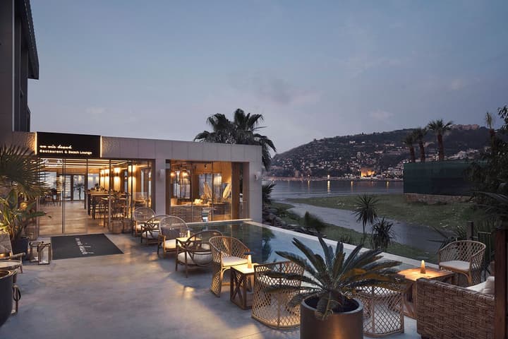 Sun Hotel by En Vie Beach - Adults Only