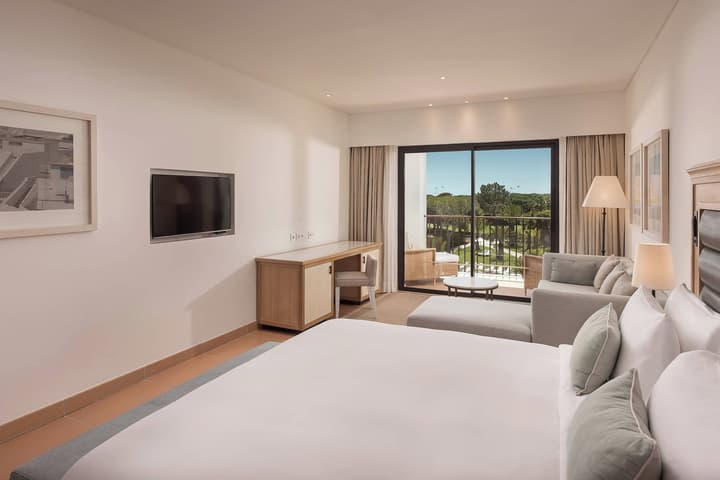 Pine Cliffs Ocean Suites, a Luxury Collection Resort & Spa