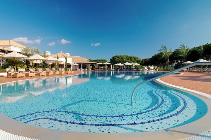 Pine Cliffs Ocean Suites, a Luxury Collection Resort & Spa