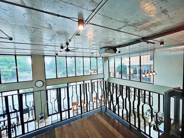 The Sixteenth Naiyang Beach Hotel