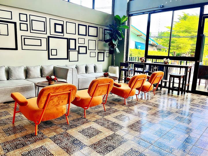 The Sixteenth Naiyang Beach Hotel
