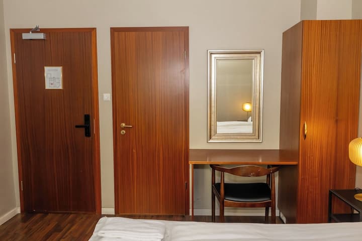Hrafninn Guesthouse
