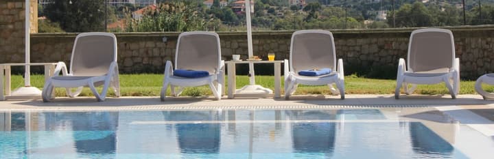 Niriides Luxury Villas
