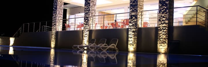 Niriides Luxury Villas