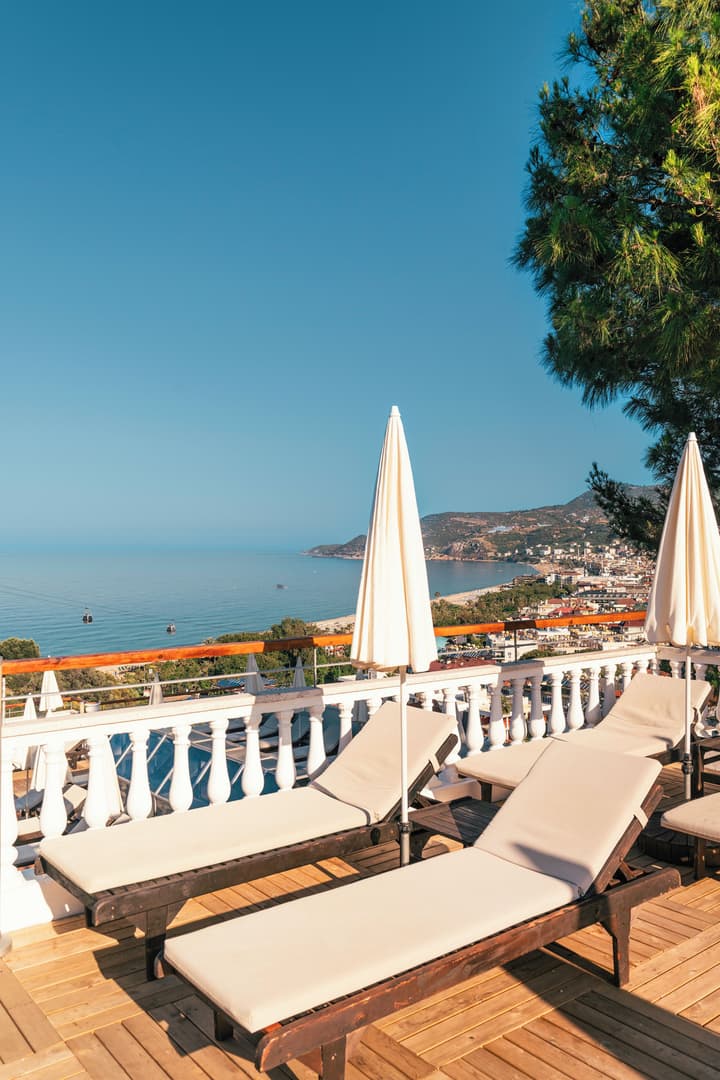 Sunny Hill Alya Hotel