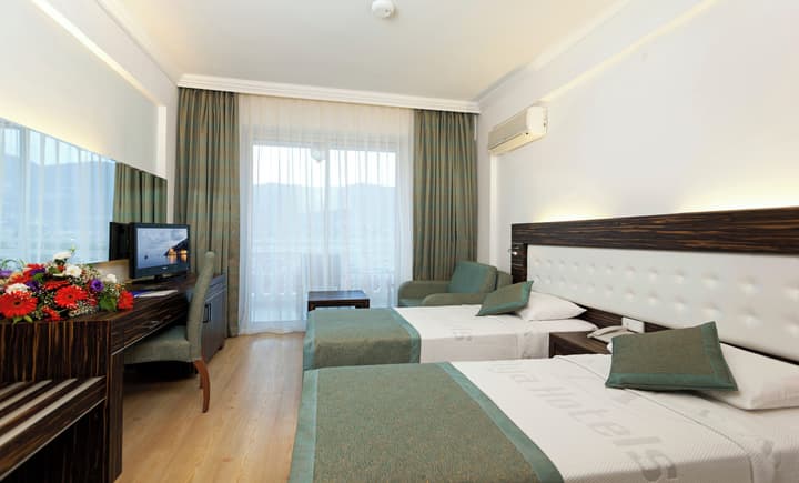Sunny Hill Alya Hotel