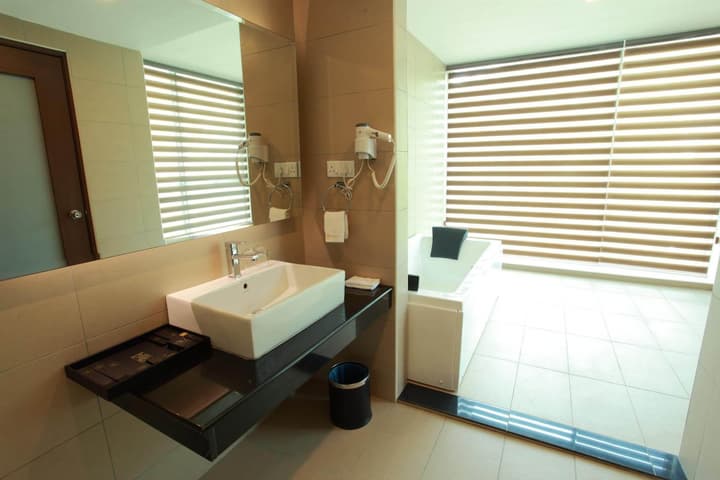 Symphony Suites