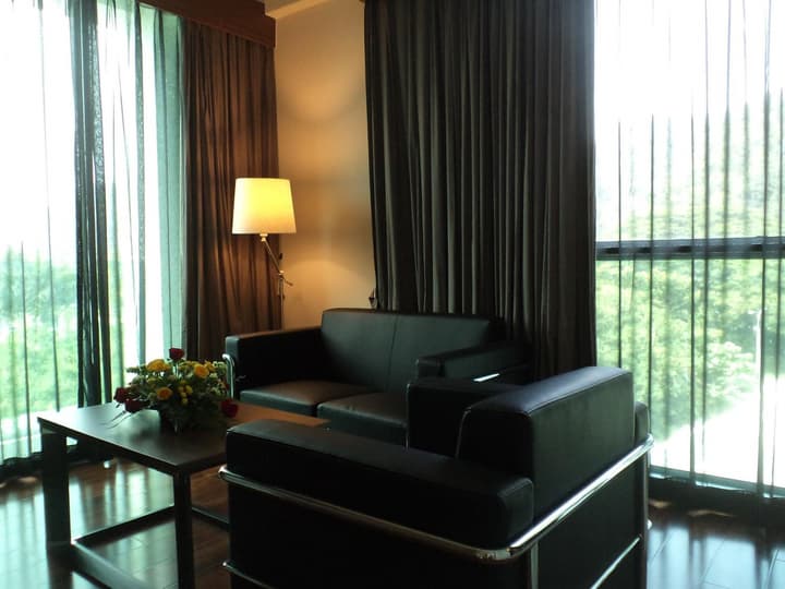 Symphony Suites