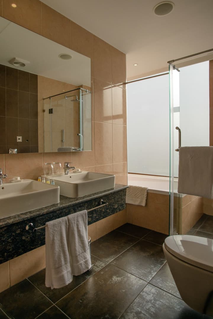 The Concord Hotel And Suites
