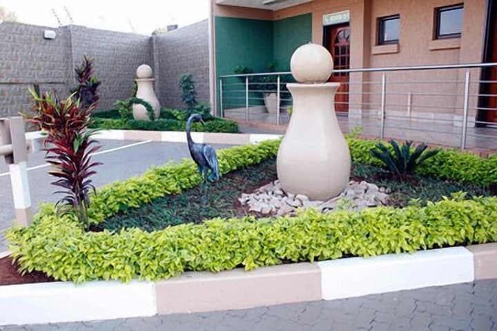 Vhafamadi Bed and Breakfast
