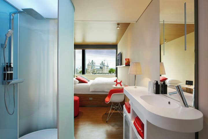 citizenM Tower of London