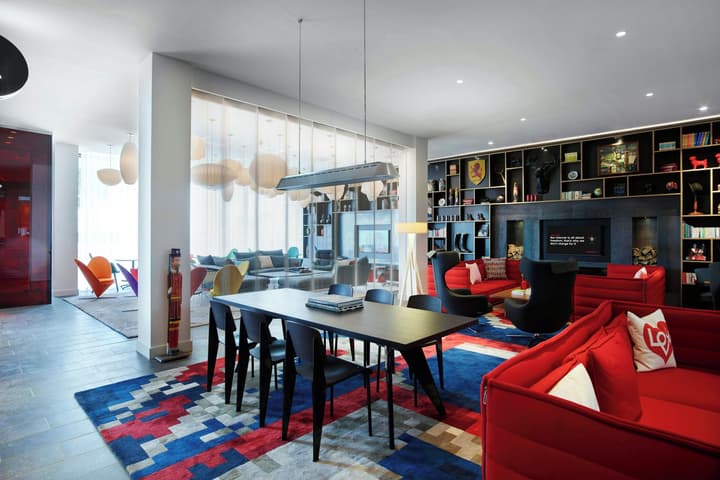 citizenM Tower of London