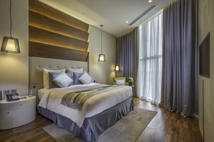 The Avenue Hotel