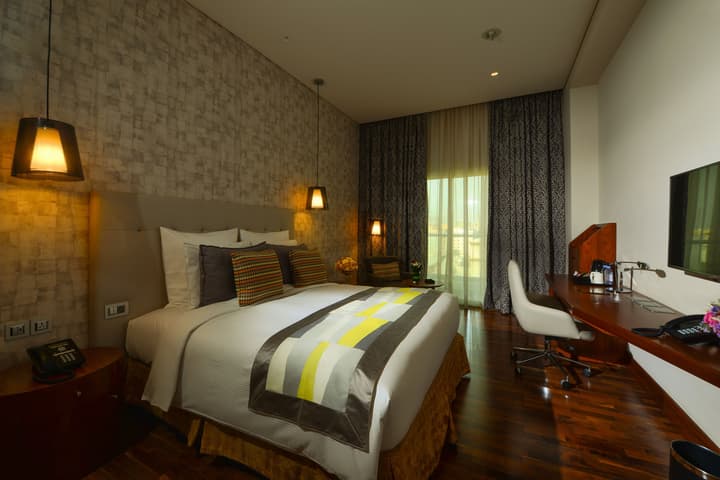 The Avenue Hotel