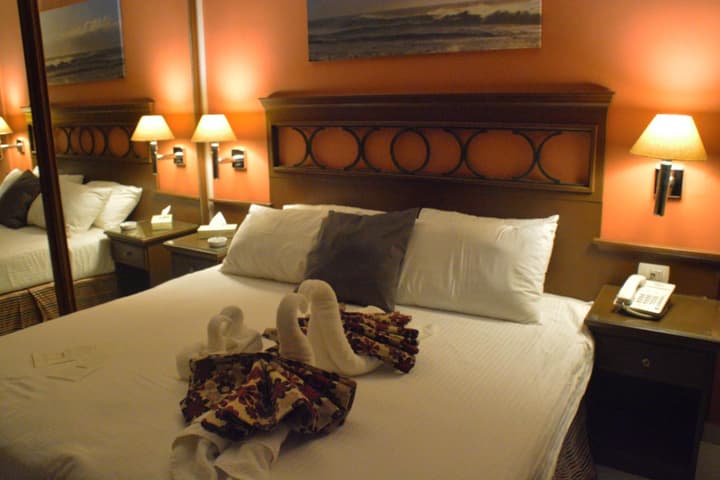 Capri Hotel Suites