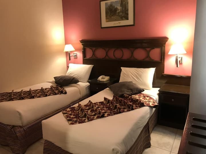 Capri Hotel Suites