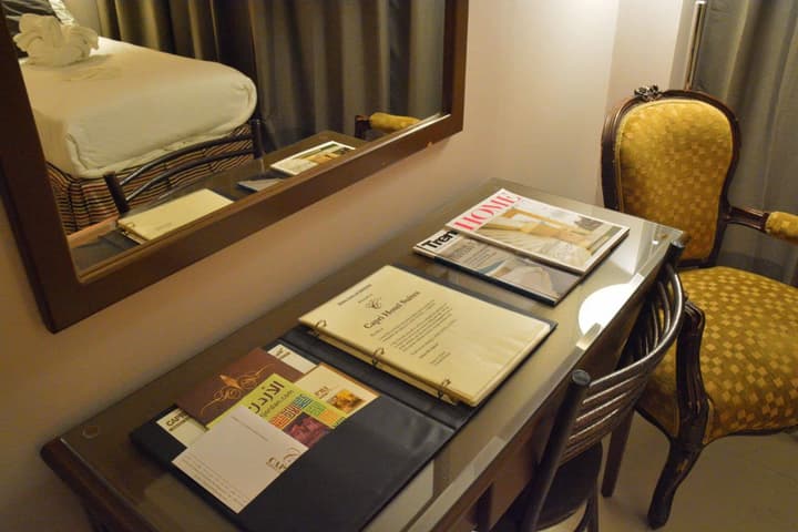 Capri Hotel Suites