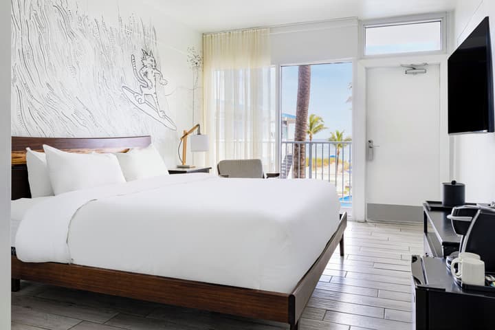 Plunge Beach Resort
