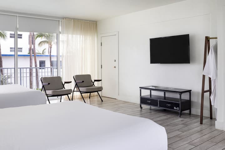 Plunge Beach Resort