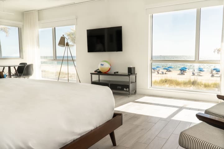 Plunge Beach Resort
