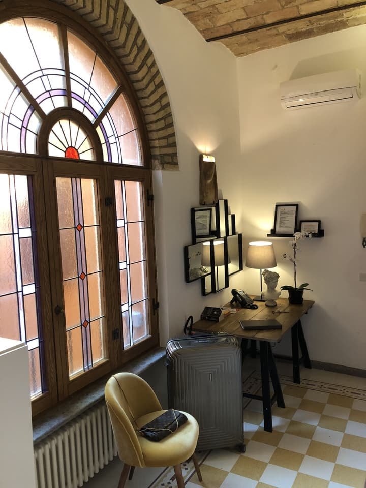 Giuturna Boutique Hotel