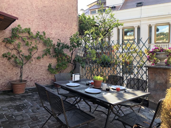Giuturna Boutique Hotel