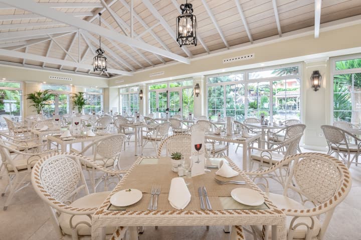 Hotel Riu Garoé