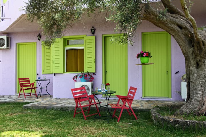 Summer House Louisa