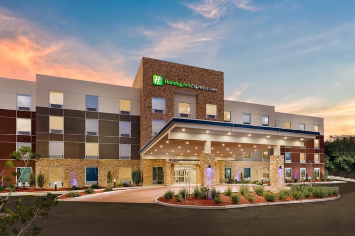 Holiday Inn Express & Suites Oakhurst - Yosemite Park Area by IHG