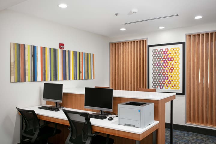 Holiday Inn Express & Suites Oakhurst - Yosemite Park Area by IHG