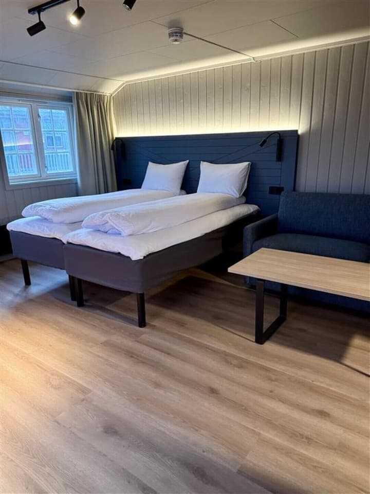 Grønnbuene Rorbu Hotel