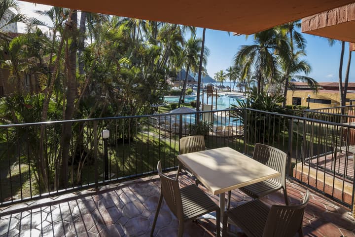 Holiday Inn Resort Ixtapa All-Inclusive by IHG