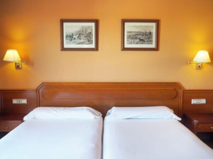 Hotel Humanes