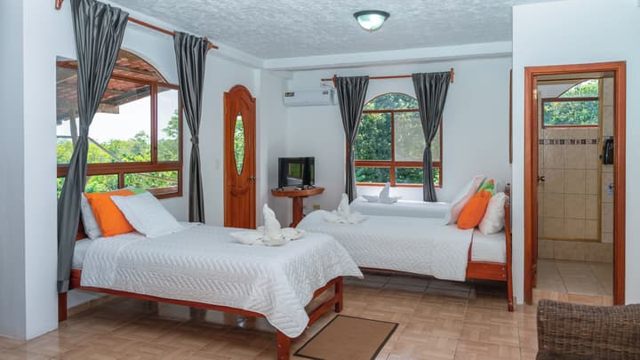 Twin Hotel Galapagos