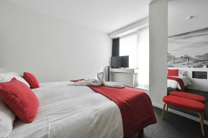 Home Swiss Hotel