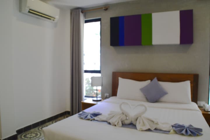 Home Chic Hotel