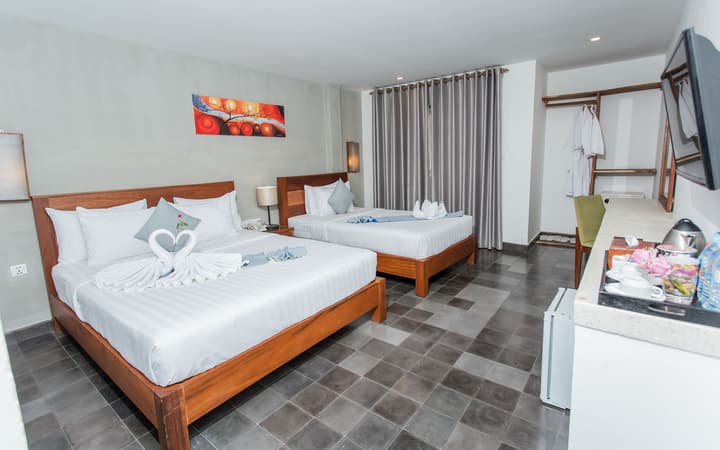 Home Chic Hotel