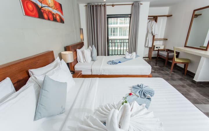 Home Chic Hotel