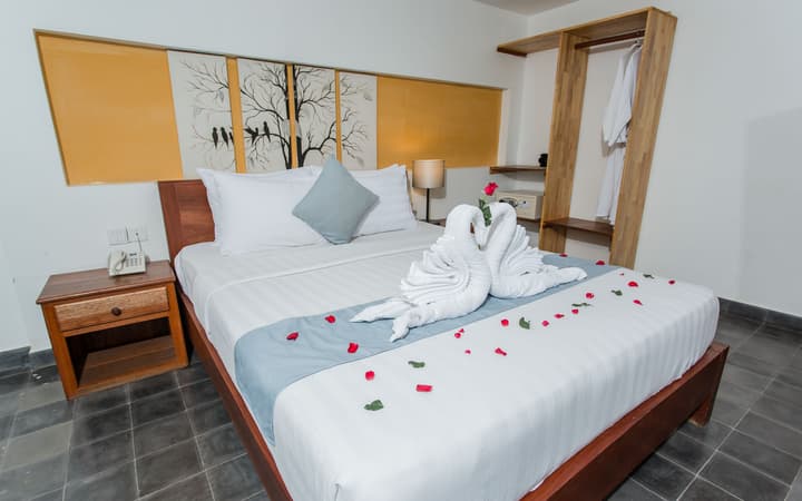 Home Chic Hotel