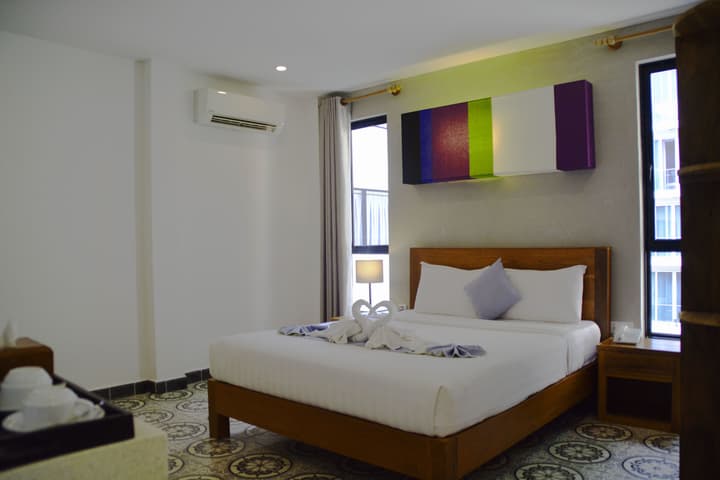 Home Chic Hotel