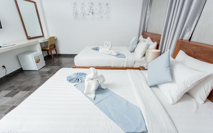 Home Chic Hotel