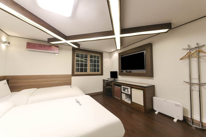 Sugar Hotel