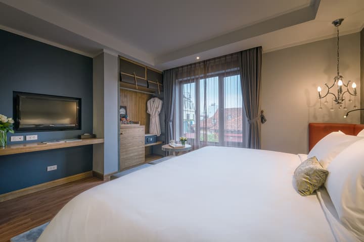Bespoke Trendy Hotel Hanoi