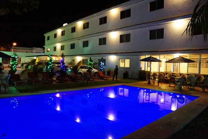 Las Dalias Inn