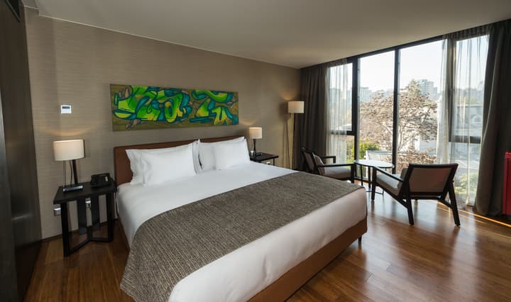 Ladera Hotel