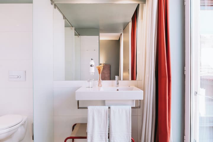 The Editory House Ribeira Porto Hotel
