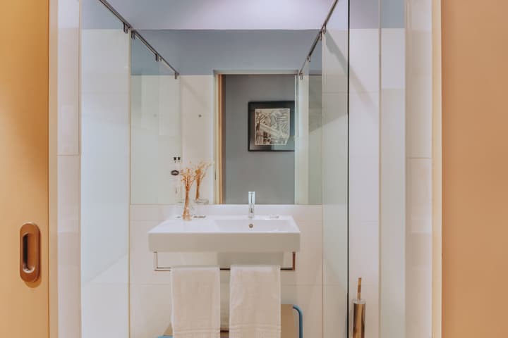 The Editory House Ribeira Porto Hotel