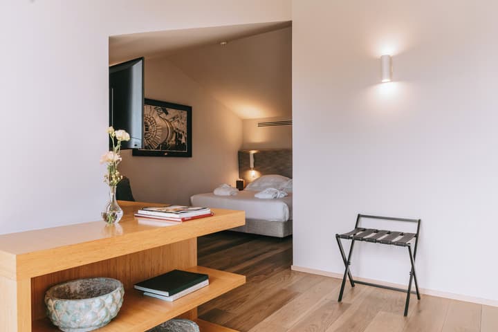 The Editory House Ribeira Porto Hotel
